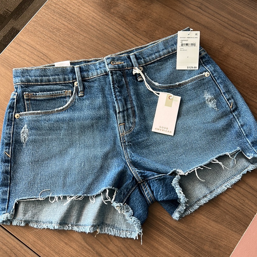 Good 90’s Shorts by Good American (Size 2)